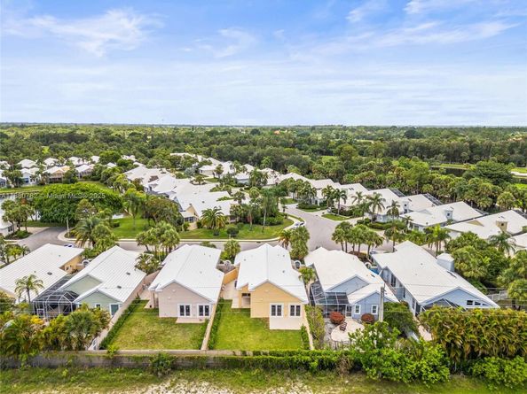 9041 Baybury Ln, West Palm Beach FL 33411