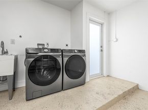 9041 Baybury Ln, West Palm Beach FL 33411