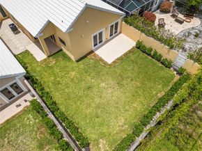 9041 Baybury Ln, West Palm Beach FL 33411