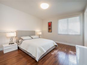 3425 Saddlebrook Ln, Weston FL 33331