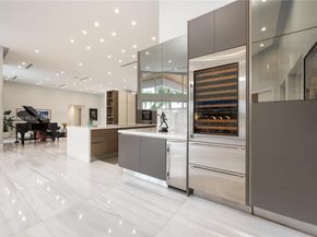 3425 Saddlebrook Ln, Weston FL 33331