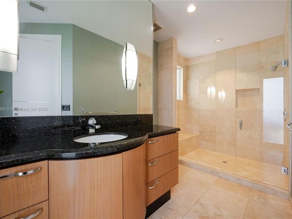 3425 Saddlebrook Ln, Weston FL 33331