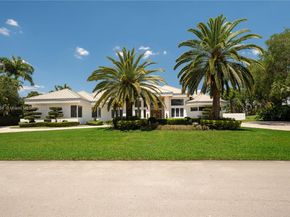 3425 Saddlebrook Ln, Weston FL 33331