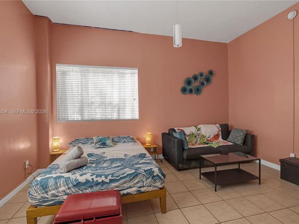 255 W 24th St 107, Miami Beach FL 33140