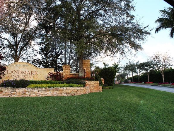 17025 Stratford Ct, Southwest Ranches FL 33331