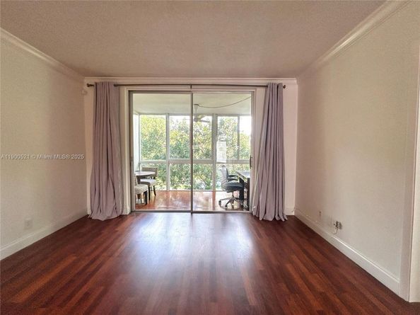 6005 Del Lago Cir 210, Sunrise FL 33313