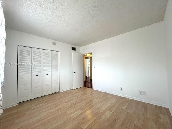 6005 Del Lago Cir 210, Sunrise FL 33313
