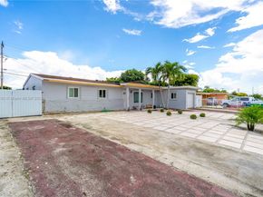4510 NW 168th Ter, Miami Gardens FL 33055