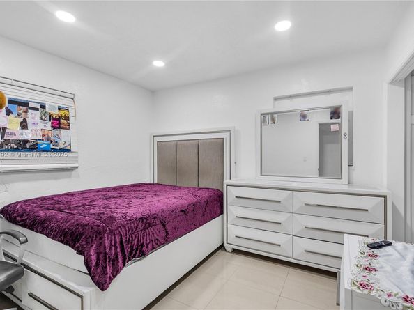 4510 NW 168th Ter, Miami Gardens FL 33055