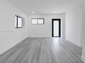 13885 NW 5th Ave, North Miami FL 33168