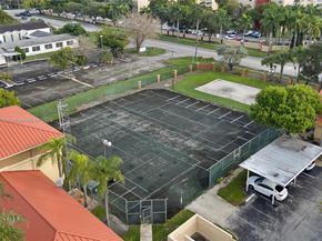 18350 NW 68th Ave F, Hialeah FL 33015