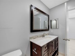 18350 NW 68th Ave F, Hialeah FL 33015