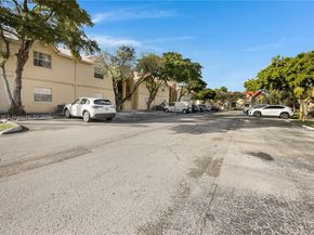 18350 NW 68th Ave F, Hialeah FL 33015