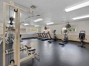 18350 NW 68th Ave F, Hialeah FL 33015