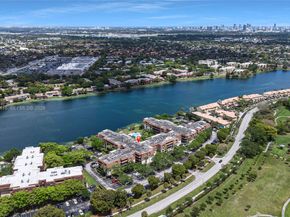 671 NE 195th St 114E, Miami FL 33179