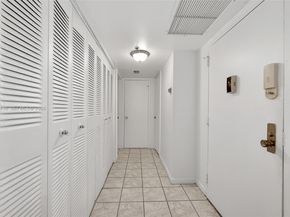 671 NE 195th St 114E, Miami FL 33179