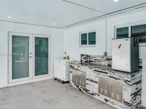 10333 SW 6th St, Sweetwater FL 33174