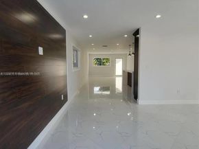 10333 SW 6th St, Sweetwater FL 33174