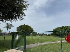 1940 SE 21st Ct, Homestead FL 33035