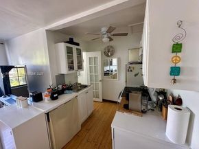 940 7th St D, Miami Beach FL 33139