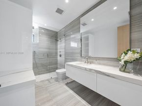 1107 Hillsboro Mile, Hillsboro Beach FL 33062