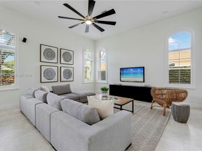 8561 SW 167th Ter, Palmetto Bay FL 33157