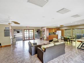 8335 SW 72nd Ave 205D, Miami FL 33143