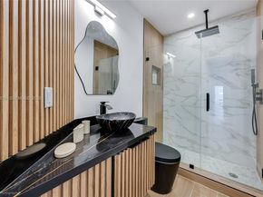 1925 NE 208th Ter, Miami FL 33179