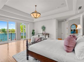 66 S Hibiscus Dr, Miami Beach FL 33139