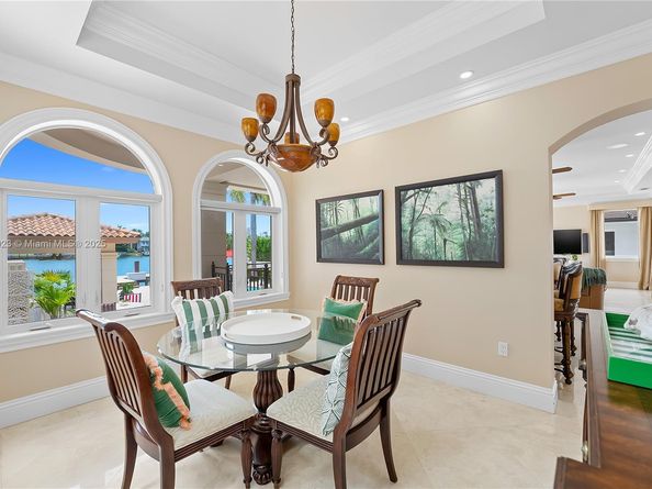 66 S Hibiscus Dr, Miami Beach FL 33139