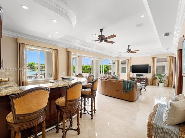 66 S Hibiscus Dr, Miami Beach FL 33139