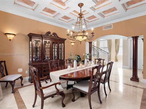 66 S Hibiscus Dr, Miami Beach FL 33139