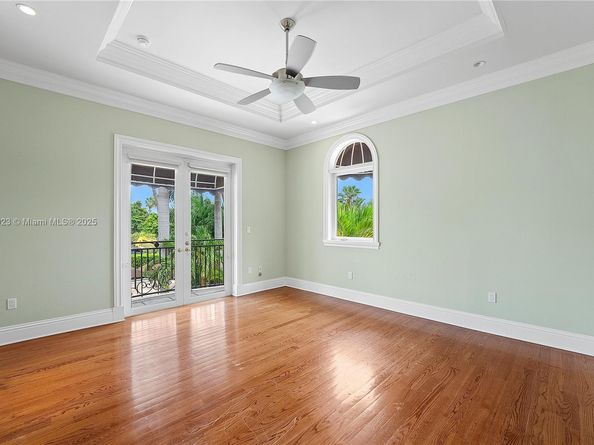 66 S Hibiscus Dr, Miami Beach FL 33139