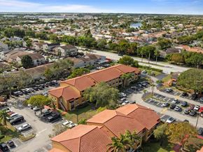 15600 SW 80th St L203, Miami FL 33193