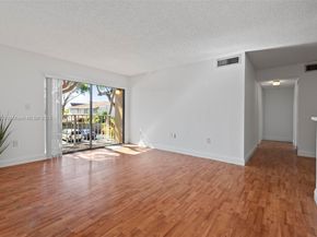 15600 SW 80th St L203, Miami FL 33193