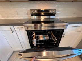 2430 NW 22nd Rd, Fort Lauderdale FL 33311