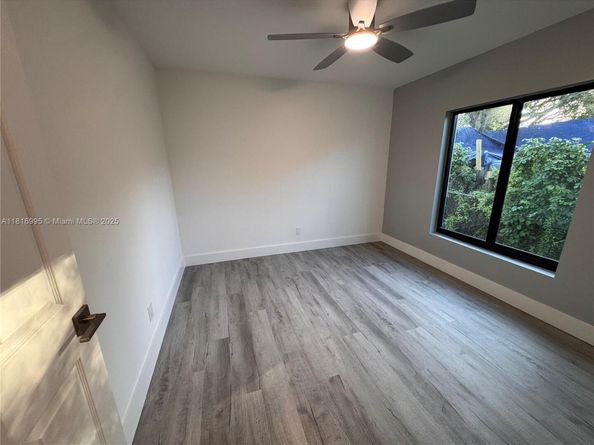 2430 NW 22nd Rd, Fort Lauderdale FL 33311