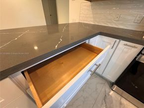 2430 NW 22nd Rd, Fort Lauderdale FL 33311