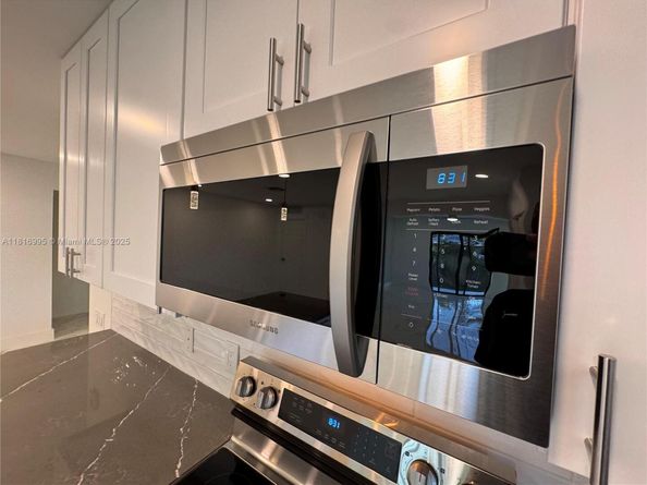 2430 NW 22nd Rd, Fort Lauderdale FL 33311