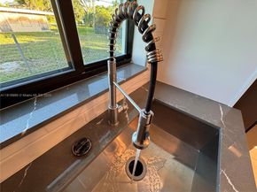 2430 NW 22nd Rd, Fort Lauderdale FL 33311