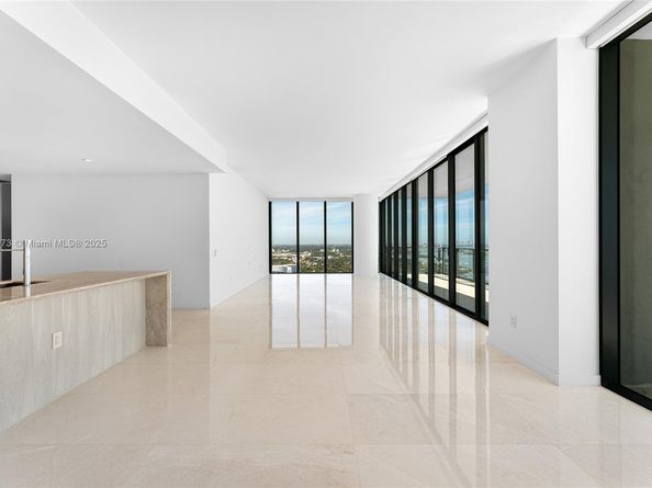 3131 NE 7th Ave PH5003, Miami FL 33137