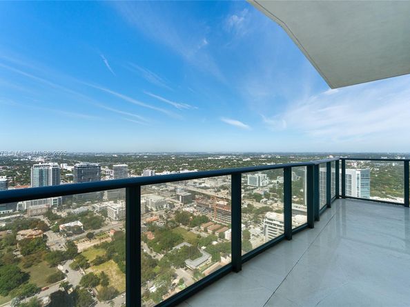 3131 NE 7th Ave PH5003, Miami FL 33137