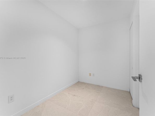 3131 NE 7th Ave PH5003, Miami FL 33137