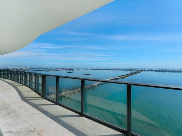 3131 NE 7th Ave PH5003, Miami FL 33137