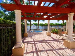 2458 Centergate Dr 202, Miramar FL 33025