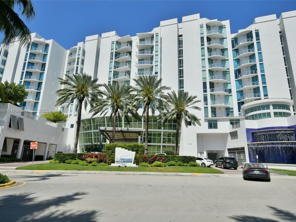 3029 NE 188th St 902, Aventura FL 33180