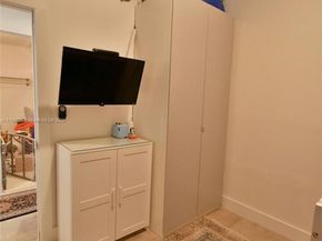 3029 NE 188th St 902, Aventura FL 33180