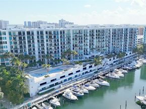 3029 NE 188th St 902, Aventura FL 33180