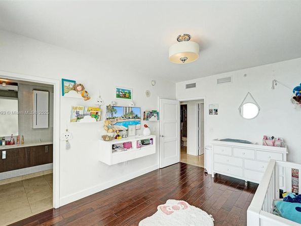 19400 Turnberry Way 1012, Aventura FL 33180