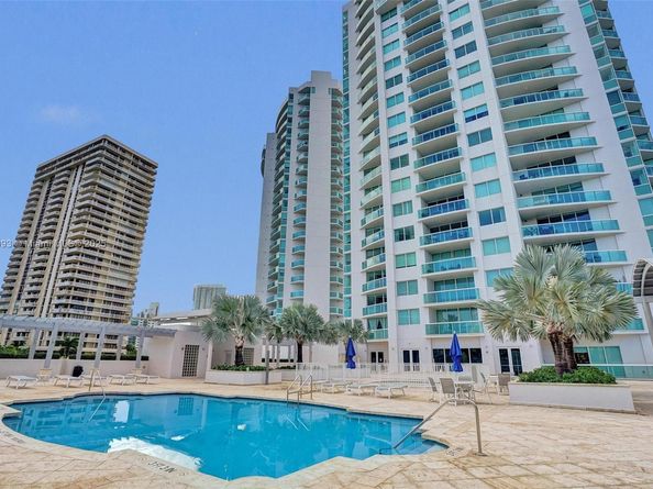19400 Turnberry Way 1012, Aventura FL 33180